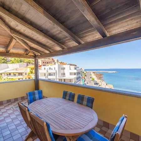 Casa Vista Mare: 1min Dalla + Parcheggio Lejlighed