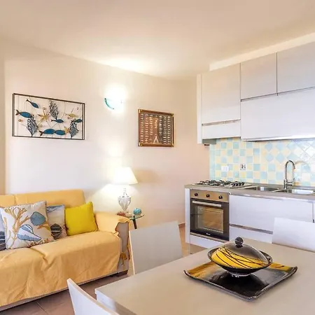 Apartamento Casa Vista Mare: 1min Dalla + Parcheggio Castelsardo